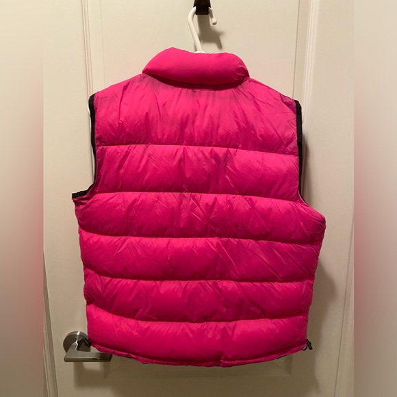 Brand new reversible puffer vest - Picture 4 of 5